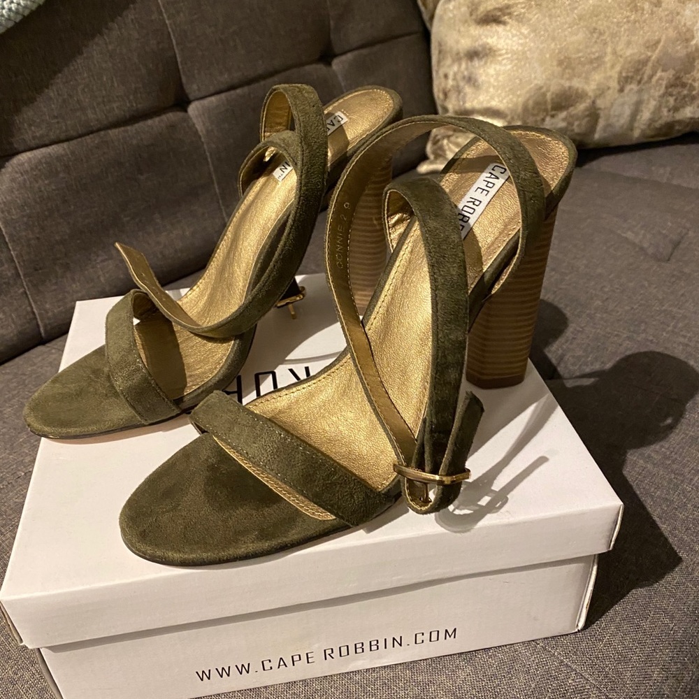 Strappy sandals, brand new. 3.5 inch heel